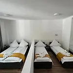 Appartement Shared At Heumarkt, City Center Keulen