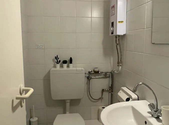 Shared At Heumarkt, City Center Apartment Cologne