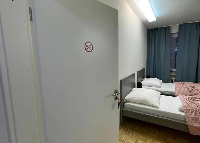 Apartment Shared At Heumarkt, City Center