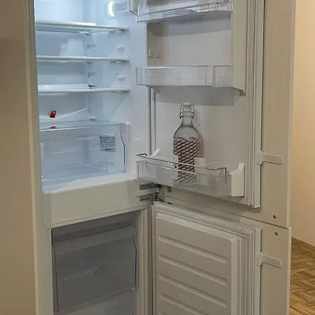 Shared At Heumarkt, City Center דירה *