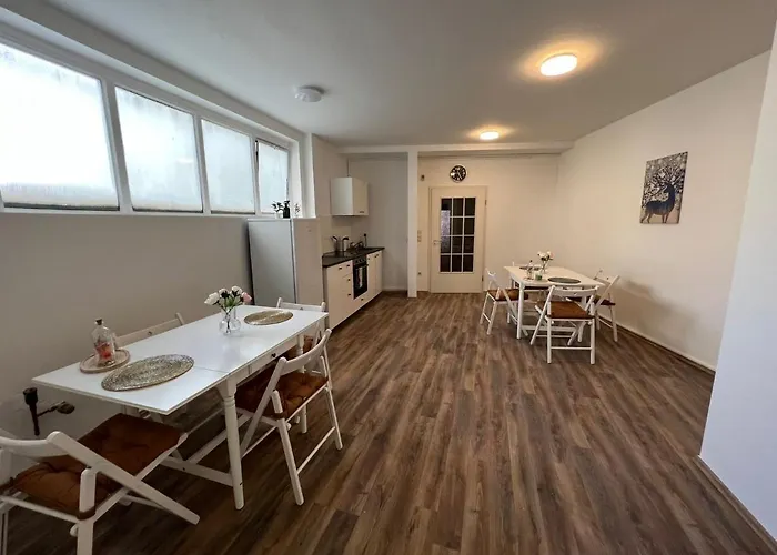 Apartament Shared At Heumarkt, City Center *